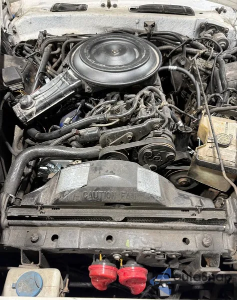 1984 Mercury Cougar z USA, uszkodzony, nr VIN 1MEBP92F2EH699360